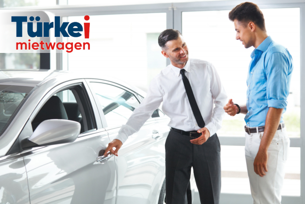 What should I pay attention to when picking up and returning the vehicle?